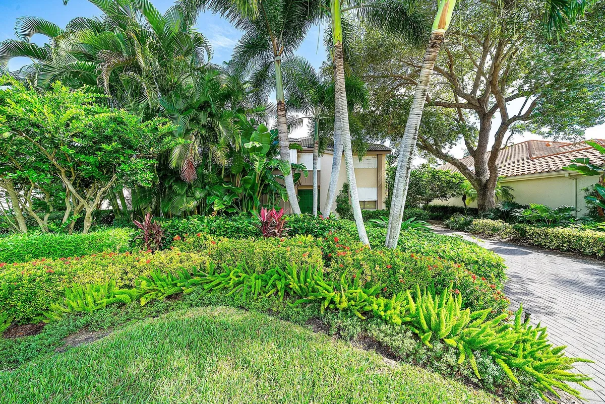 Frenchman's Creek Residence photo 43