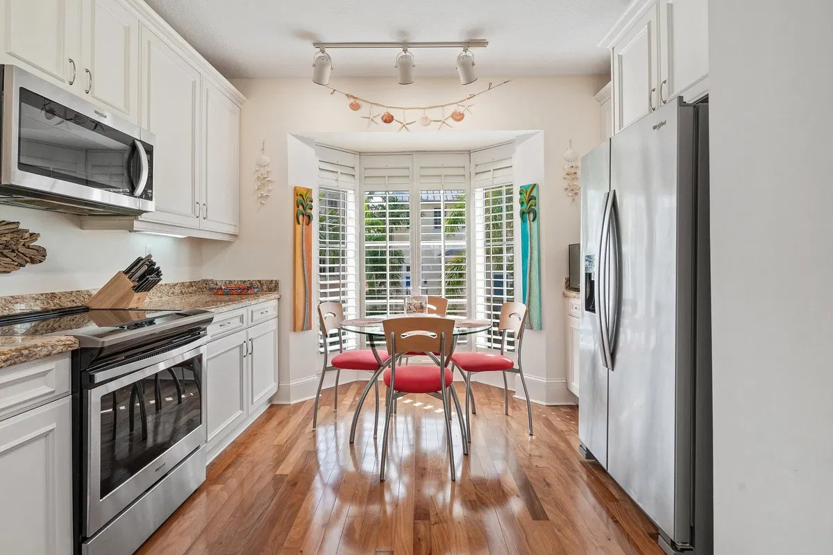 Residence photo 10