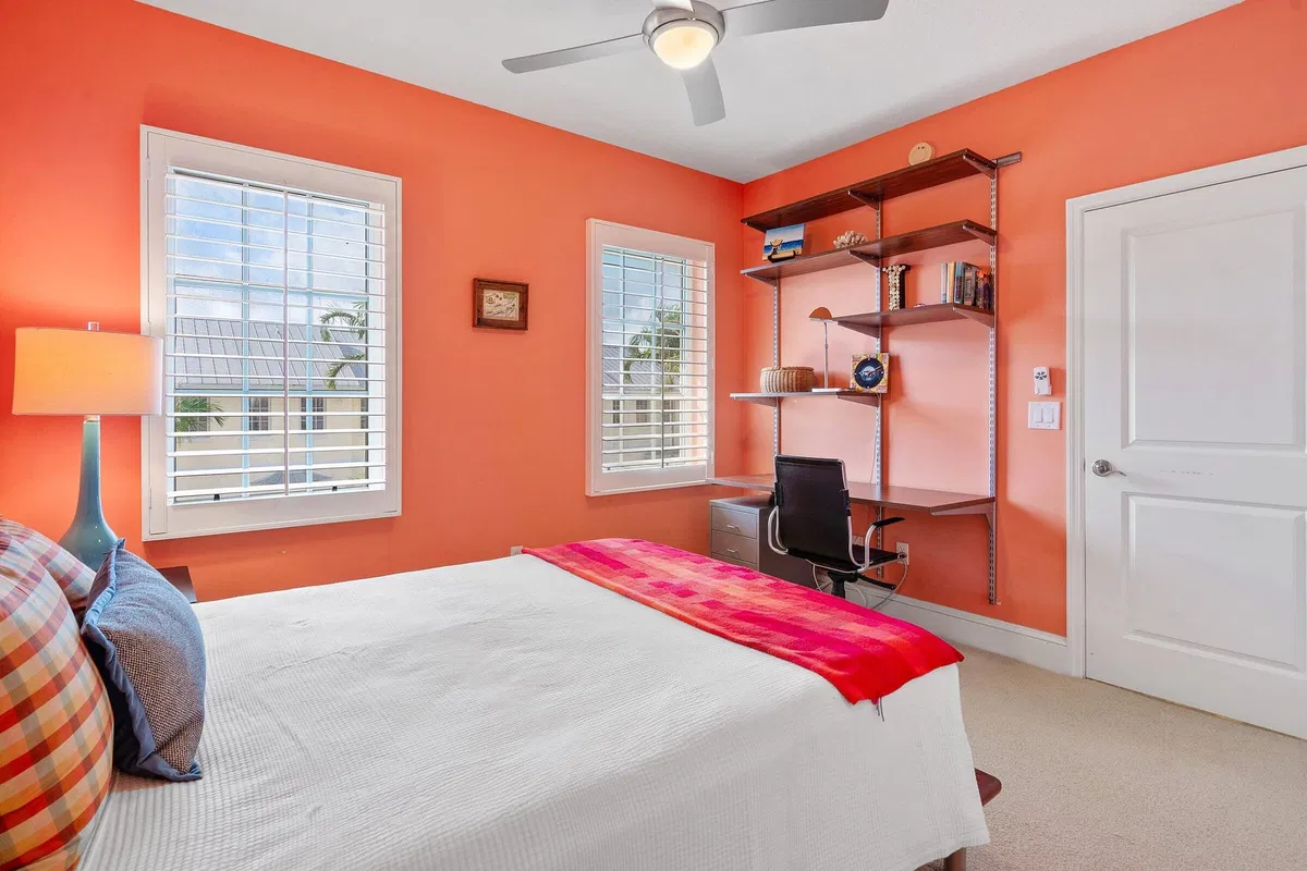  Residence photo 13
