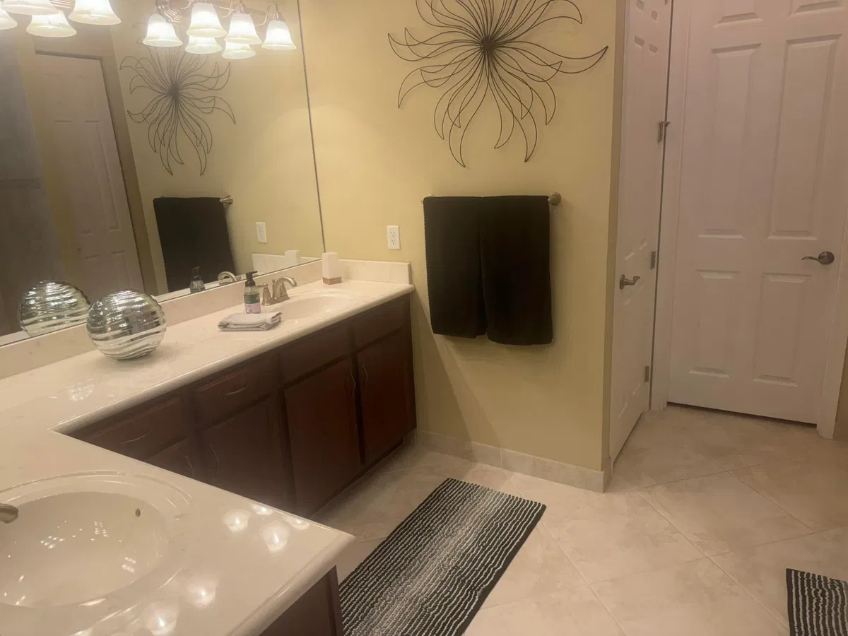 Residence photo 19