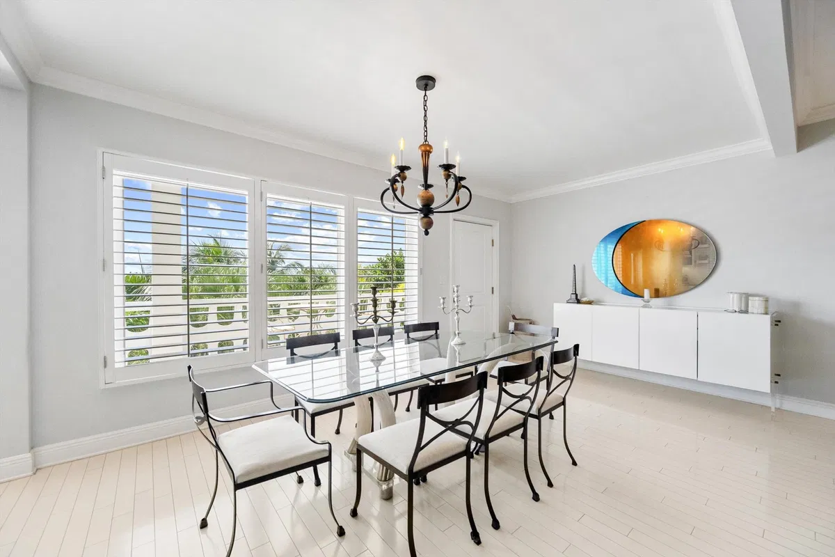300 Ocean Boulevard Unit 4f photo 4