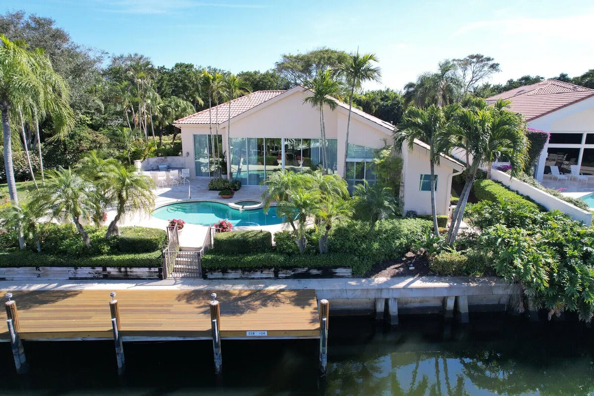 Frenchman's Creek Residence