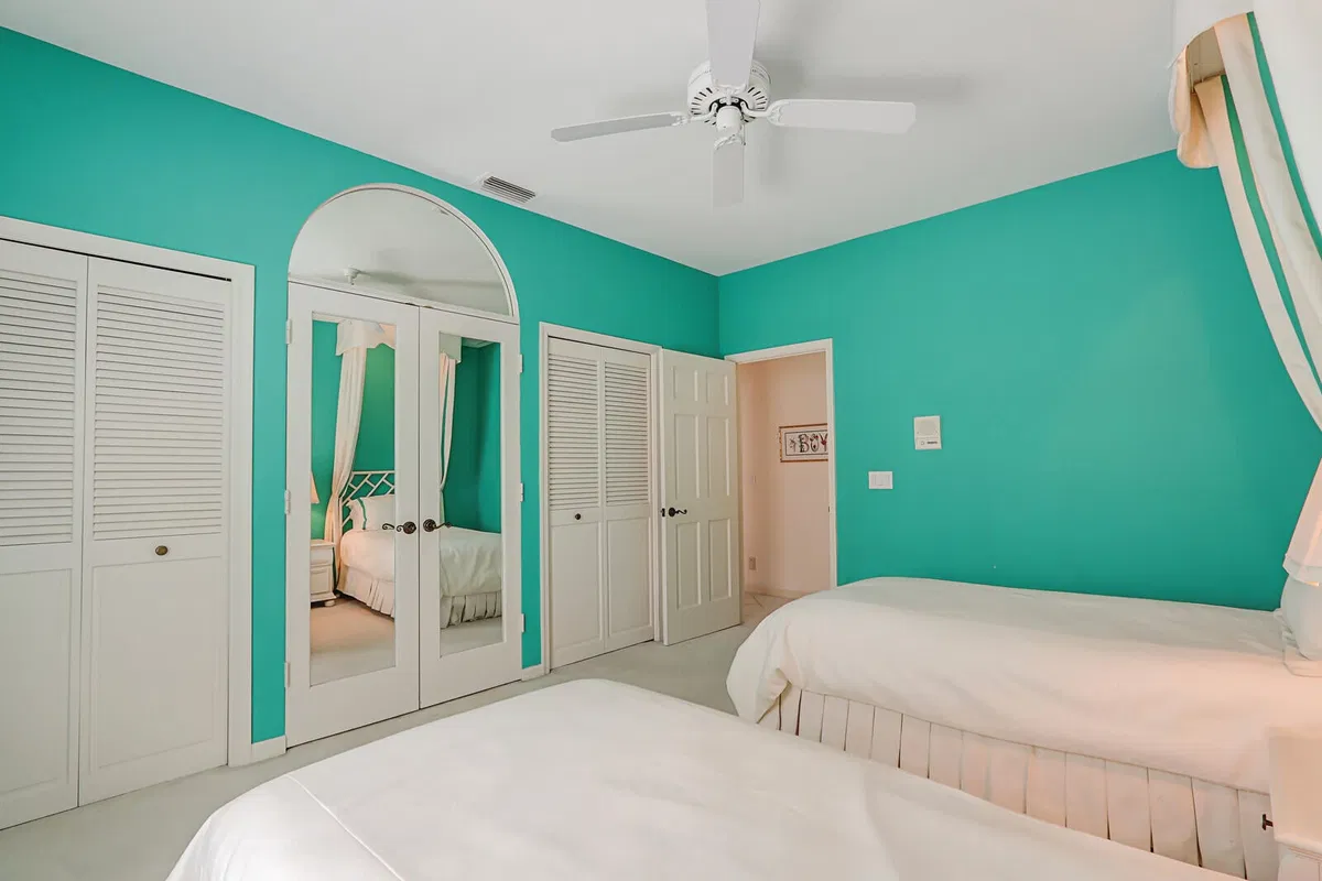 Frenchman's Creek Residence photo 37