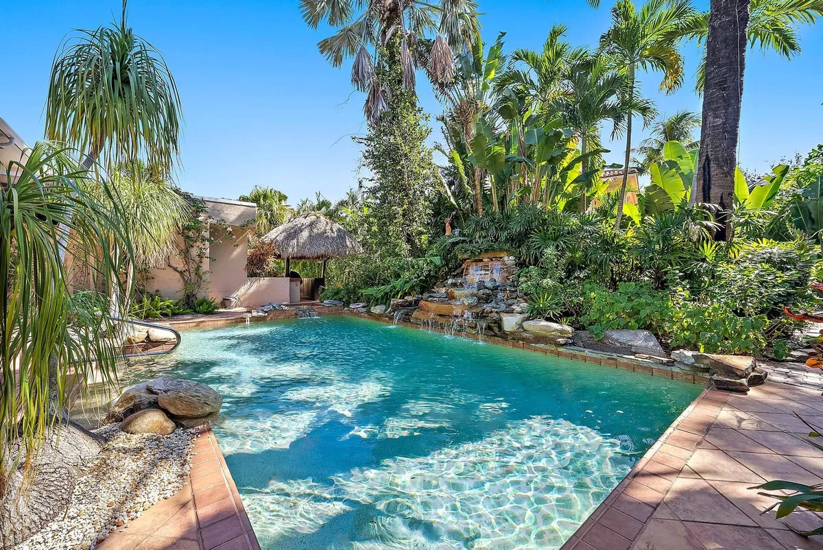 Admirals Cove Residence photo 7