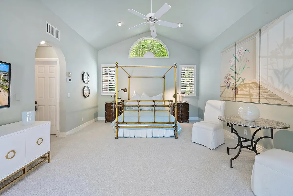 Admirals Cove Residence photo 28