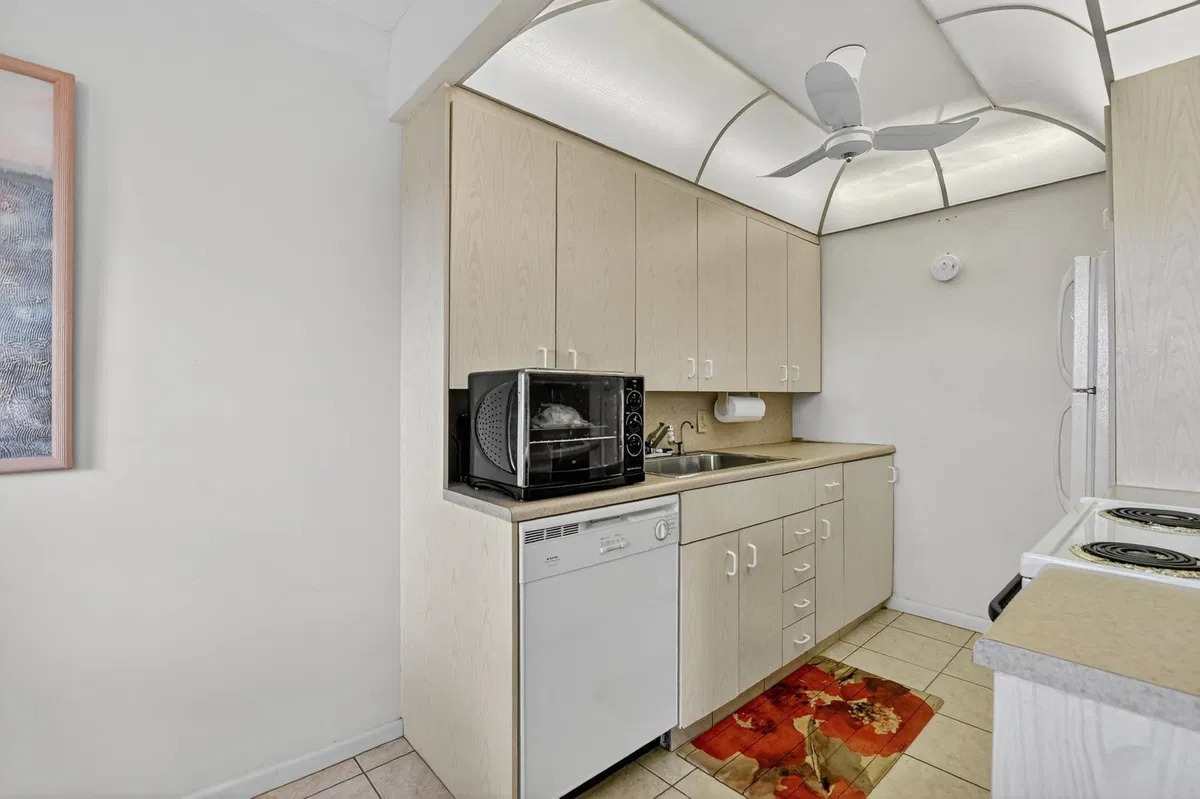  Unit 3025 photo 13