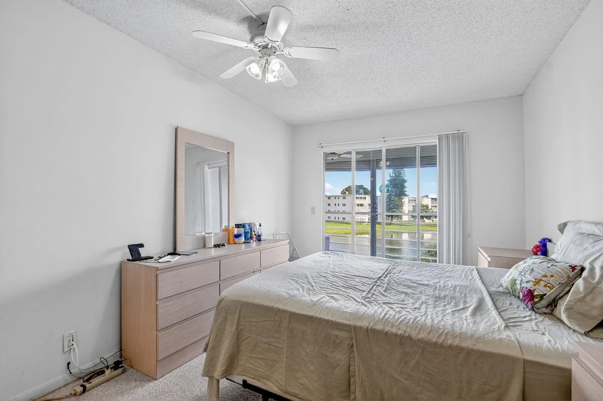  Unit 3025 photo 22