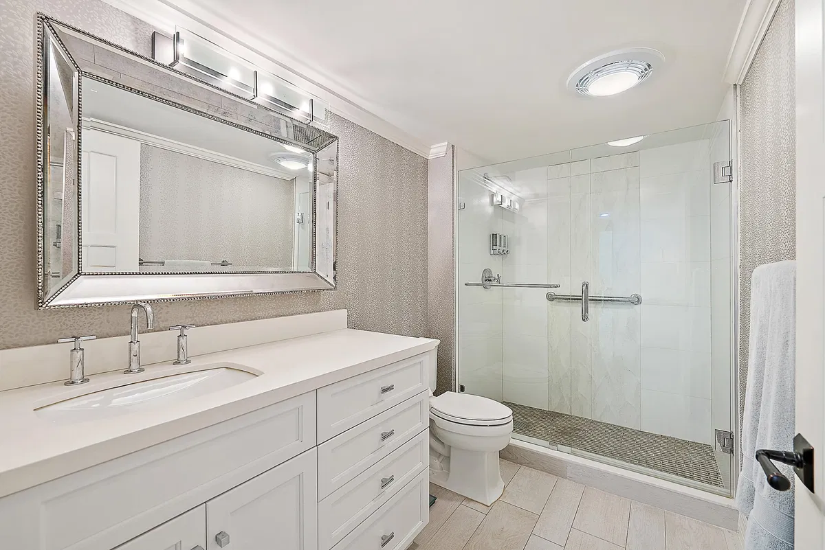 Jonathan's Landing Jupiter FL Unit 106 photo 13