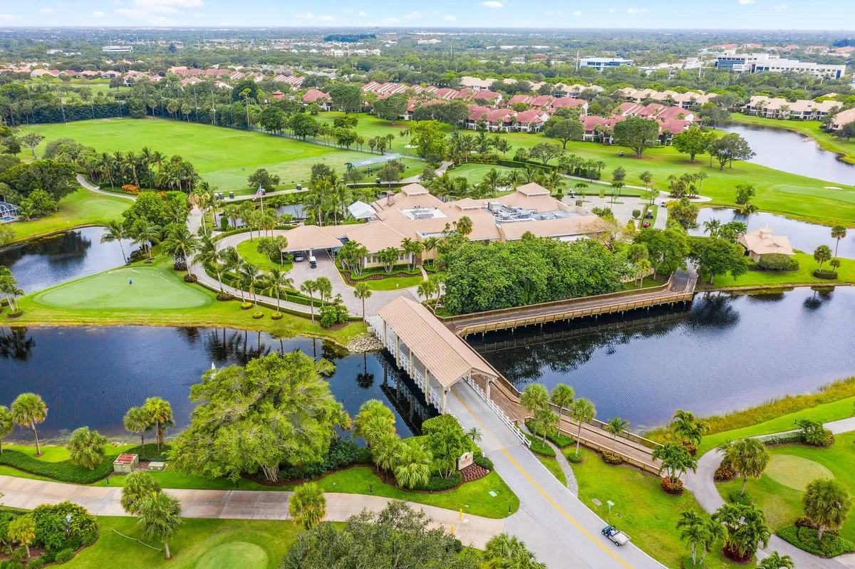 Jonathan's Landing Jupiter FL Unit 106 photo 25
