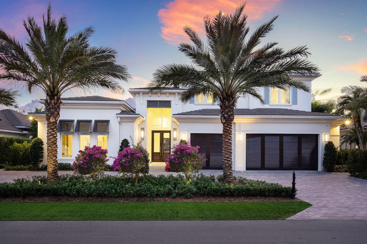 Royal Palm Yacht and Country Club Residence