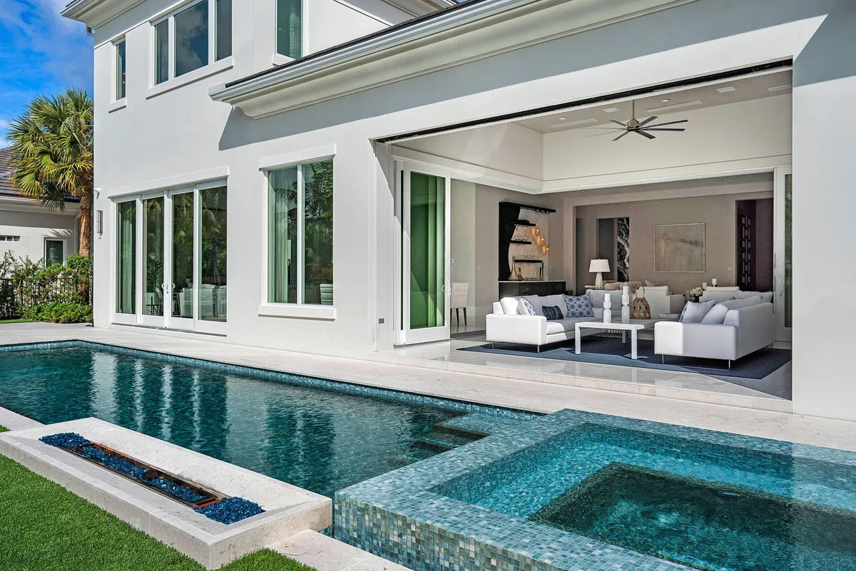 Royal Palm Yacht and Country Club Residence photo 10