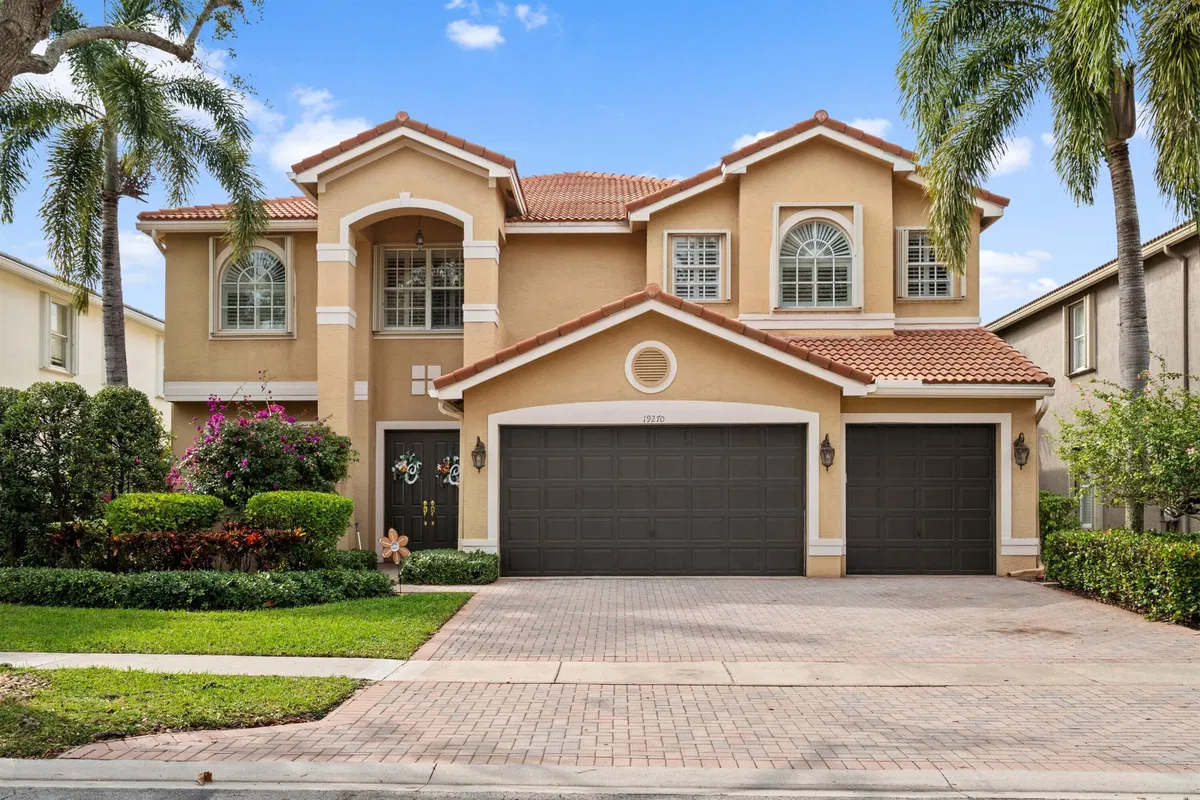 Saturnia Boca Raton Residence