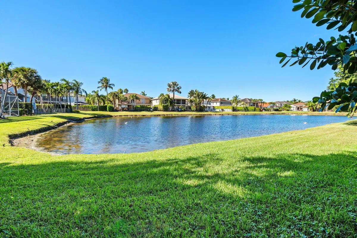 Saturnia Boca Raton Residence photo 37