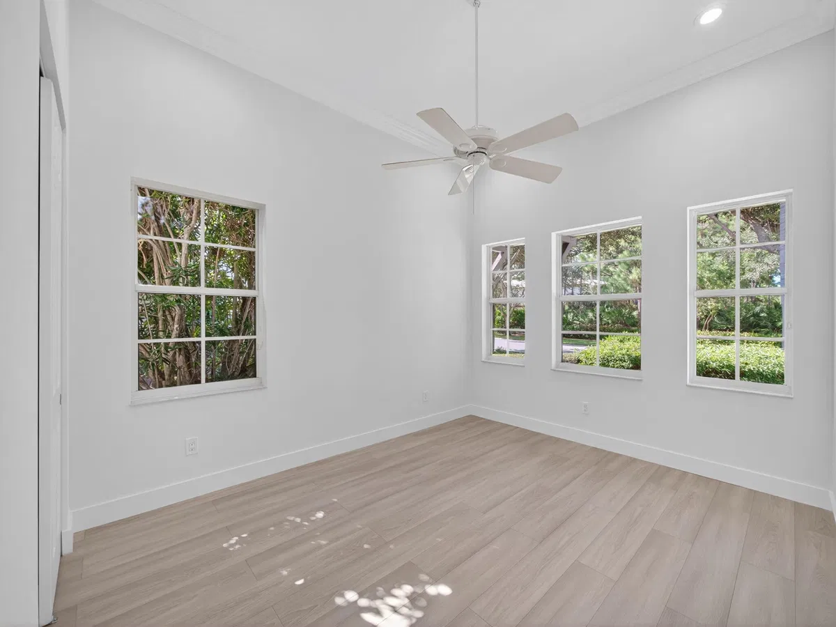 Evergrene Palm Beach Gardens Residence photo 13