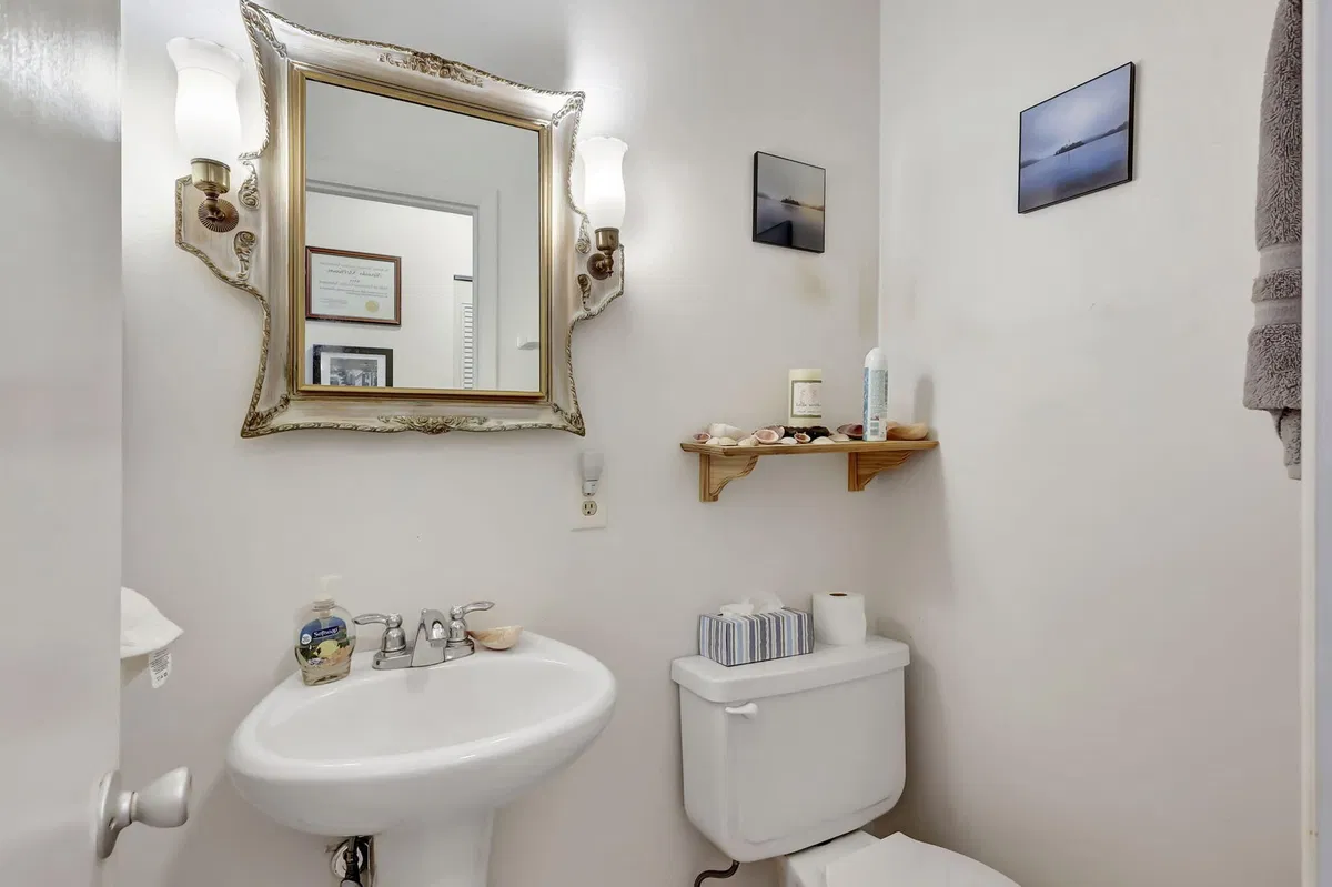 Unit 117-7 photo 16
