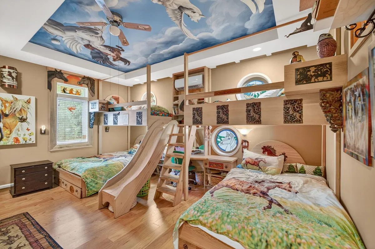 Residence photo 31
