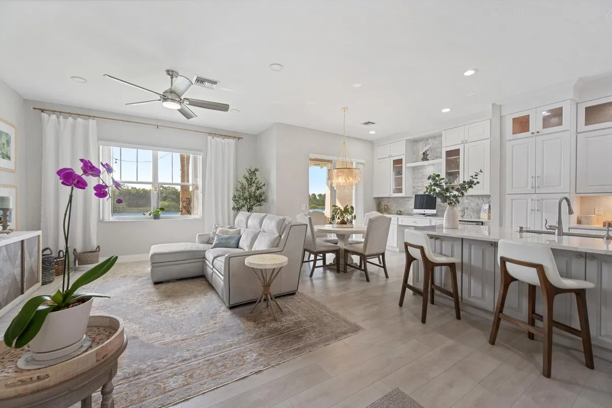 Cityside West Palm Beach Unit 1 photo 10