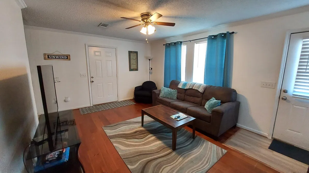 Residence photo 4