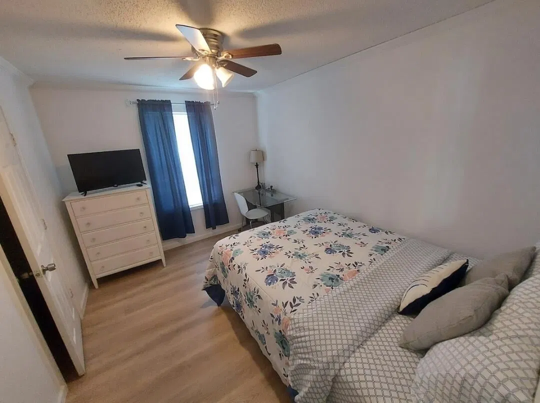 Residence photo 10