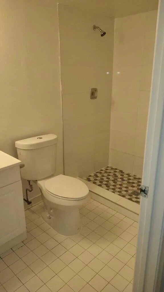 Unit J211 photo 4