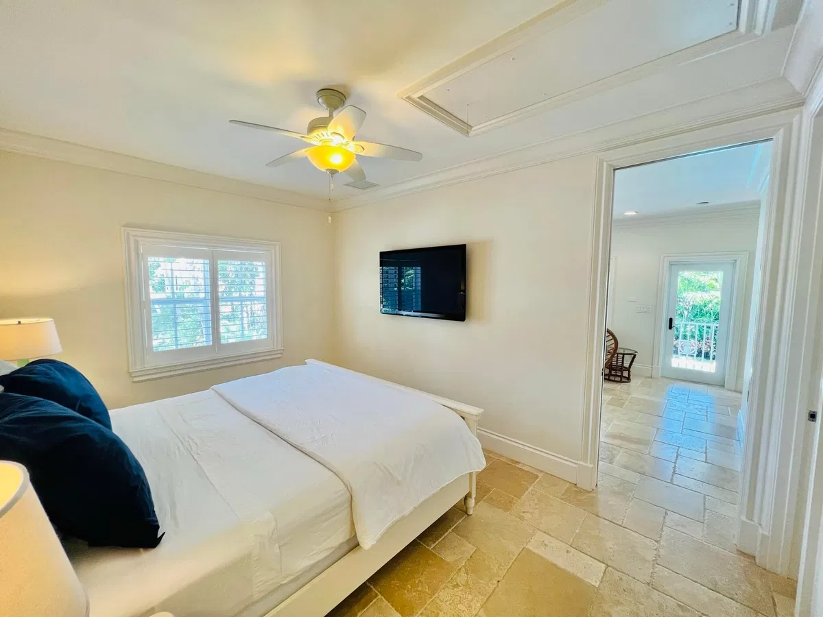 Residence photo 37