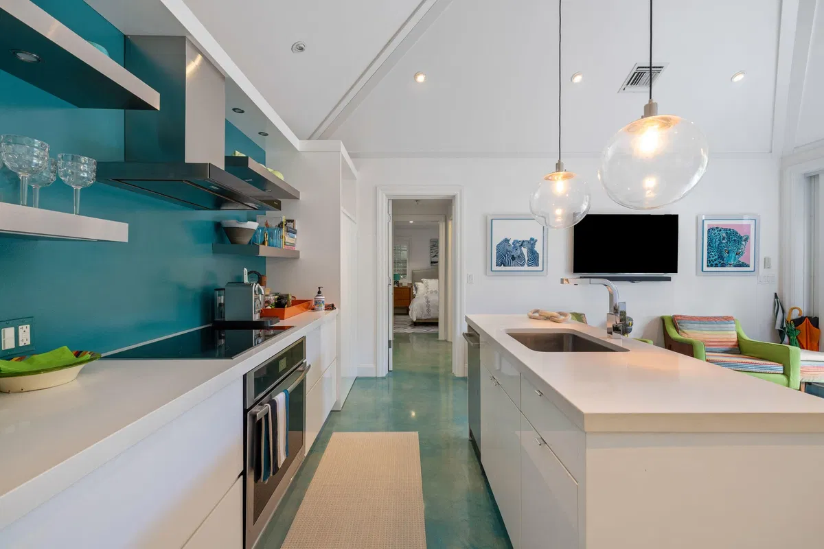 SoSo West Palm Beach Residence photo 13