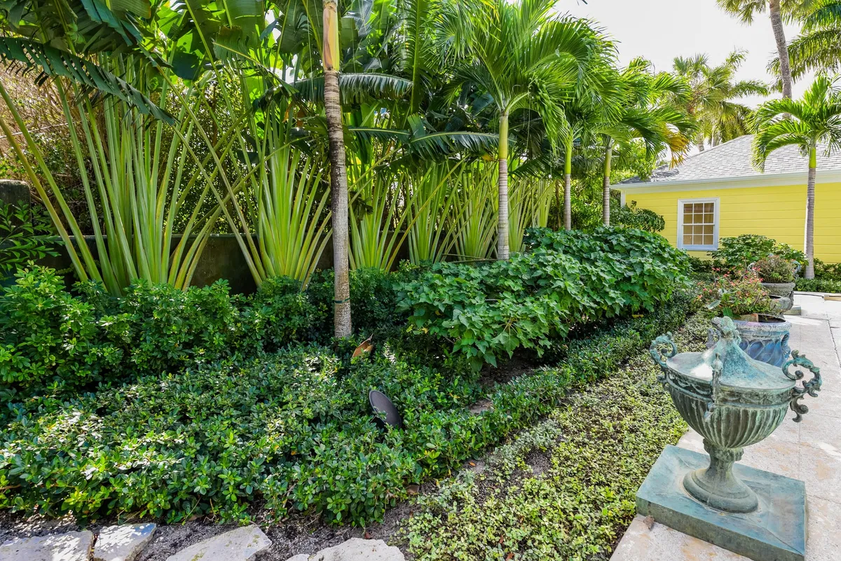 Estate Section Palm Beach Residence photo 46