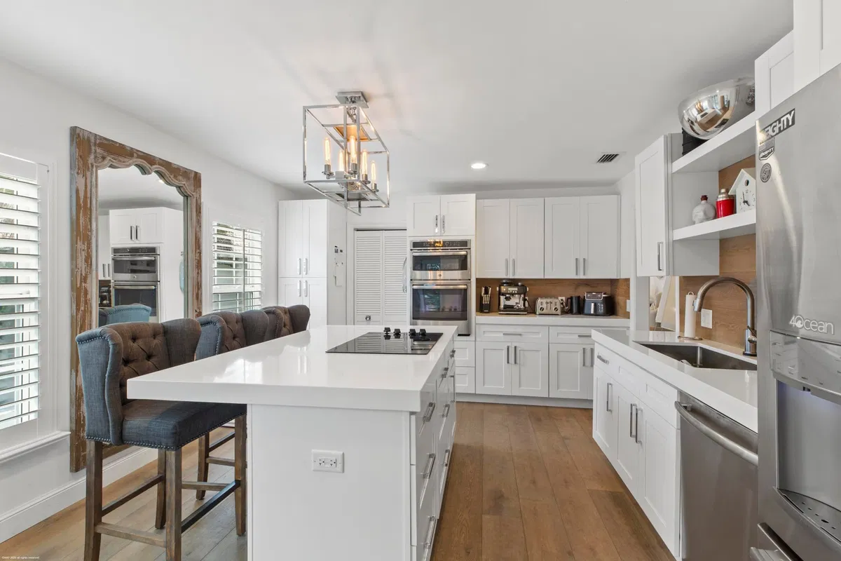 First Fairway Residence photo 7