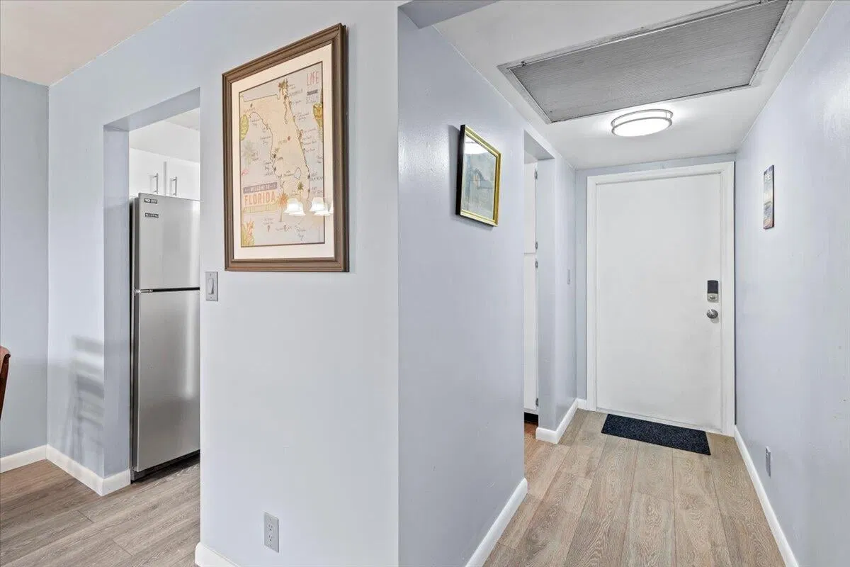 Unit 308 photo 19