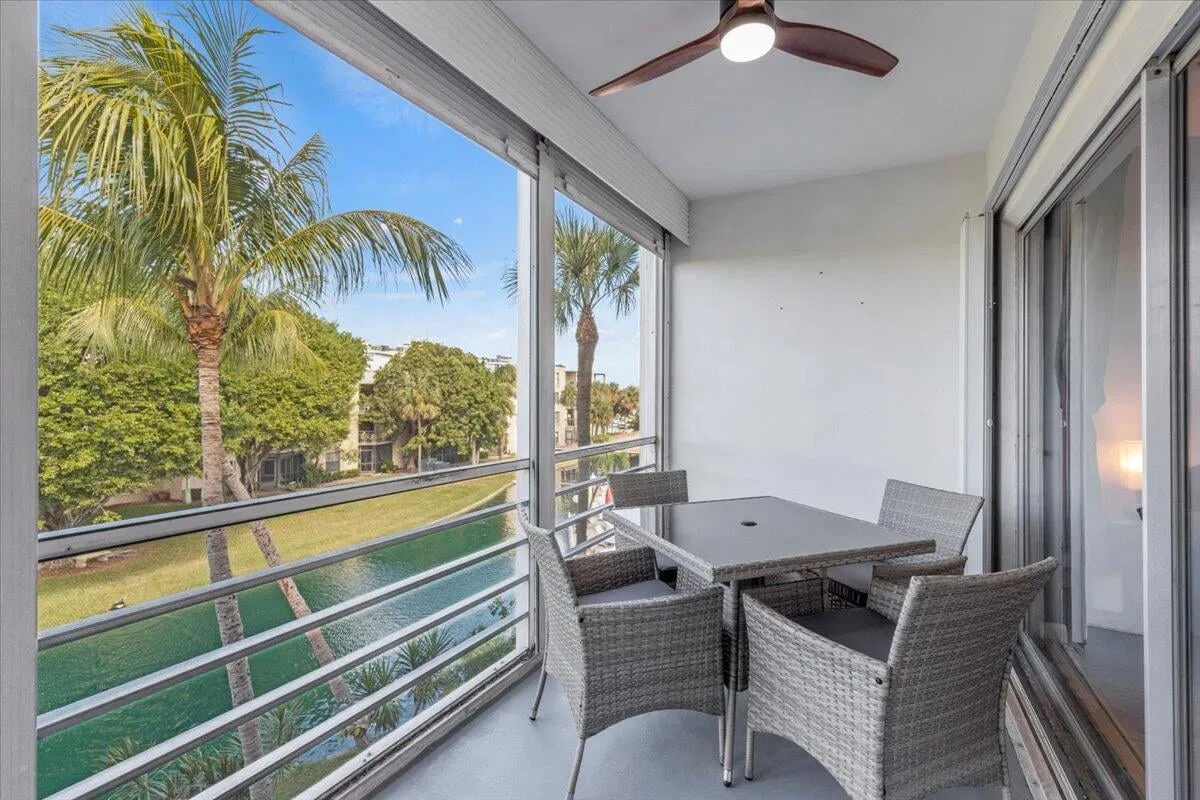 Unit 308 photo 25