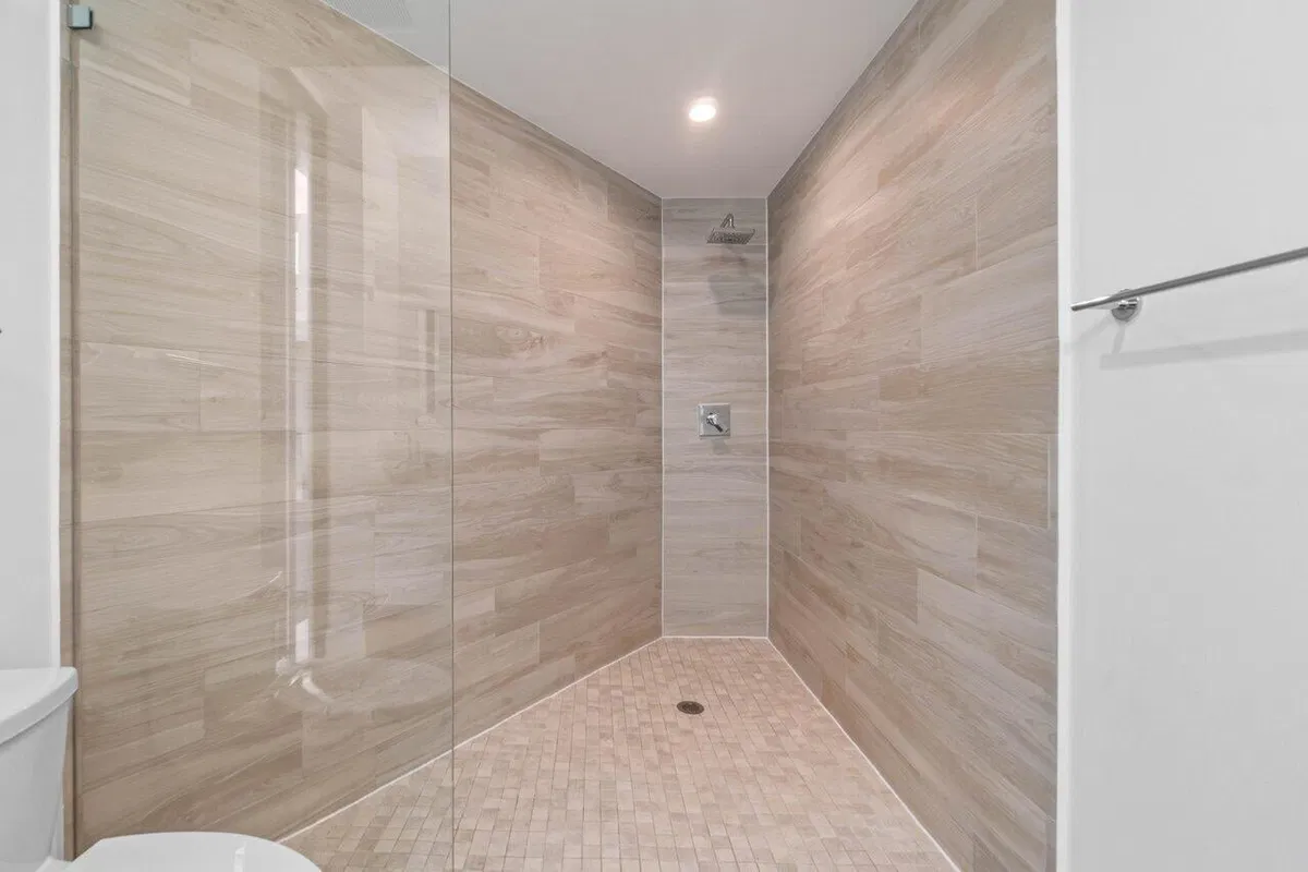 Singer Island Unit 304 photo 16