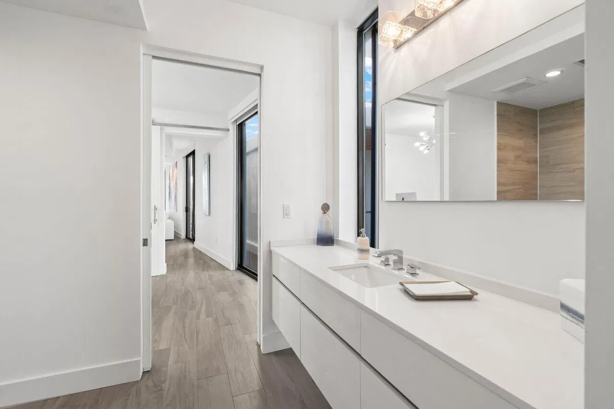 Singer Island Unit 304 photo 19