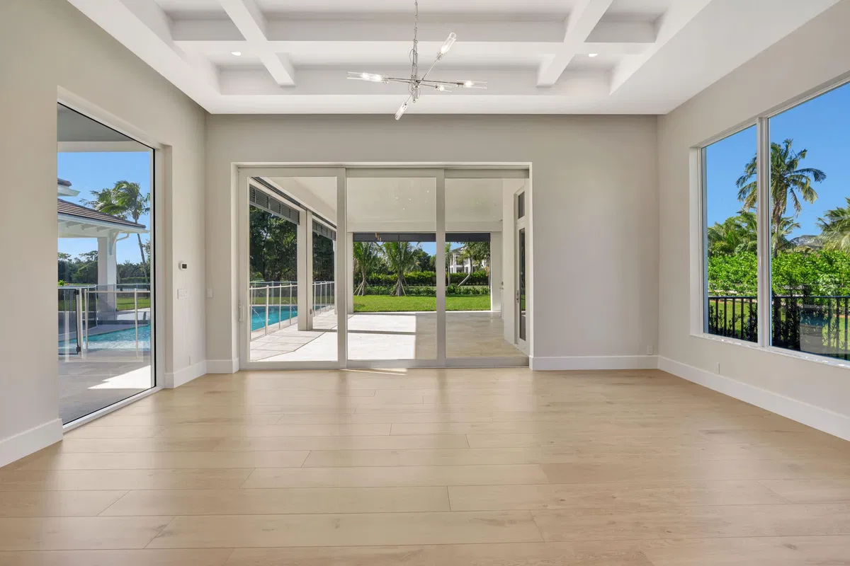 Steeplechase Residence photo 34