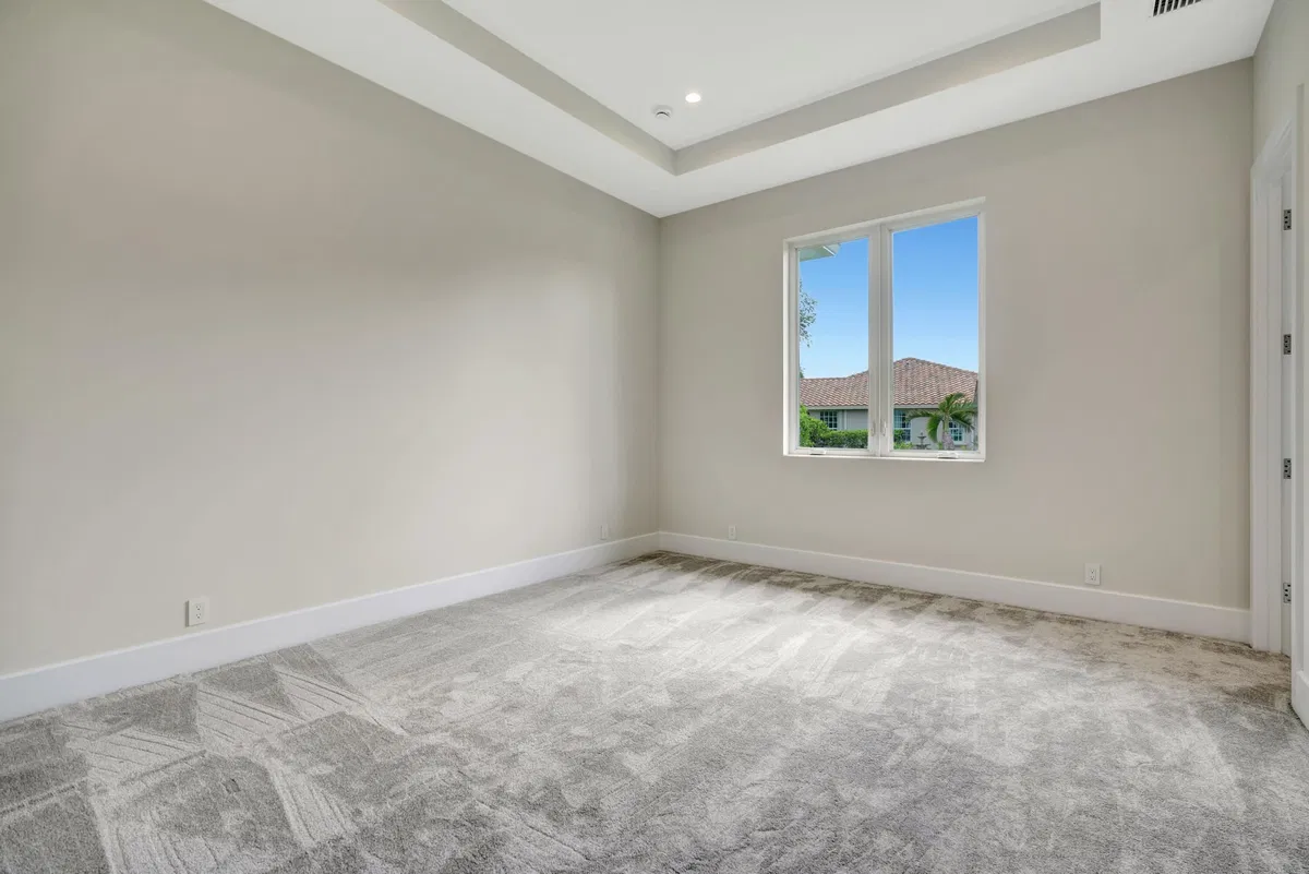 Steeplechase Residence photo 61