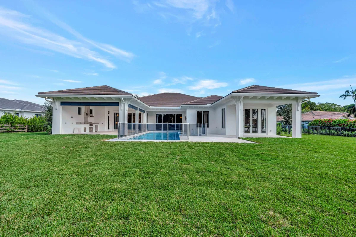 Steeplechase Residence photo 82