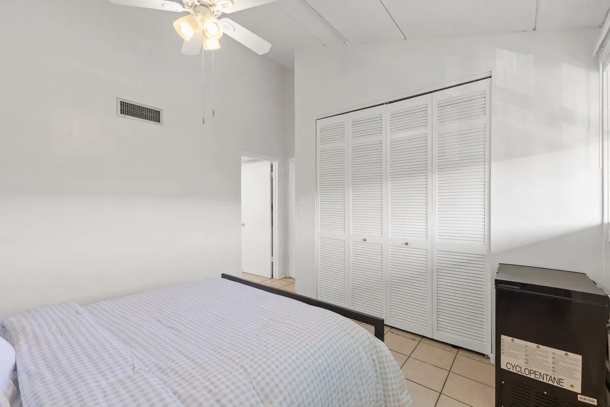 Unit 9-202 photo 10