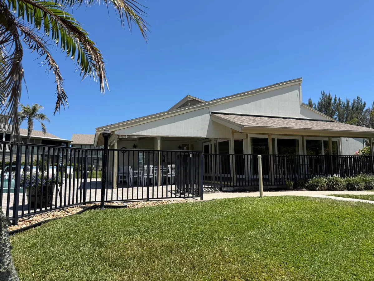Unit 9-202 photo 22