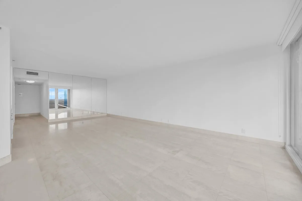 The Plaza of The Palm Beaches Unit 14h photo 7