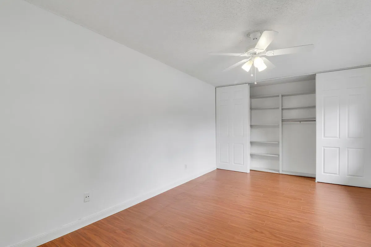  Residence photo 37