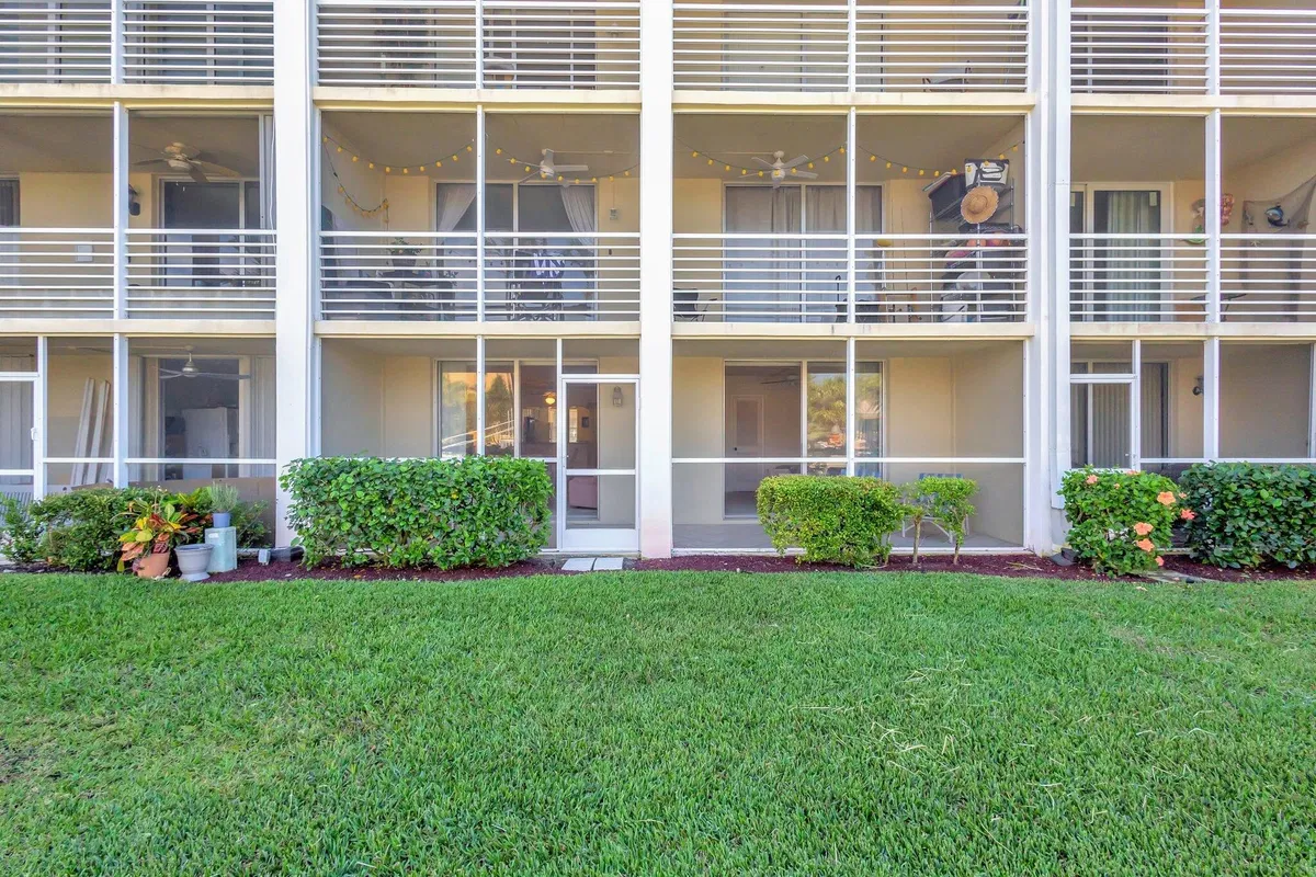  Unit 109 photo 19