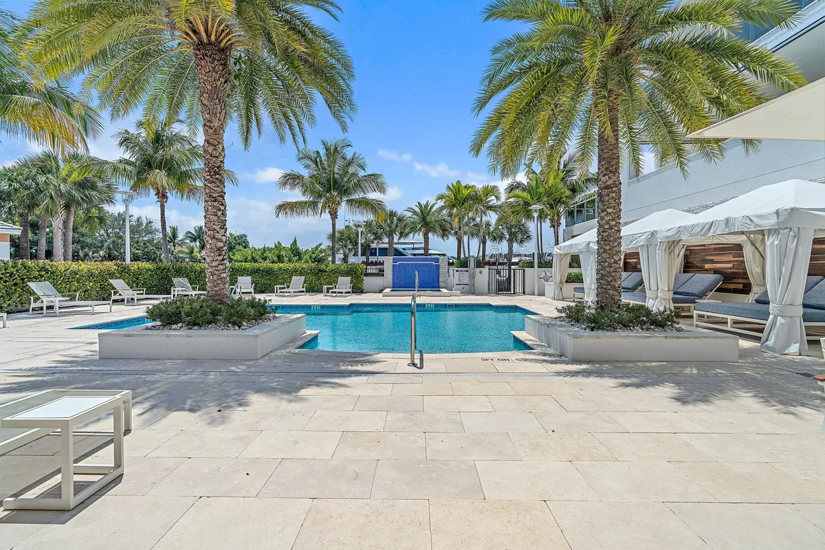 Azure Palm Beach Gardens Unit 503 photo 31