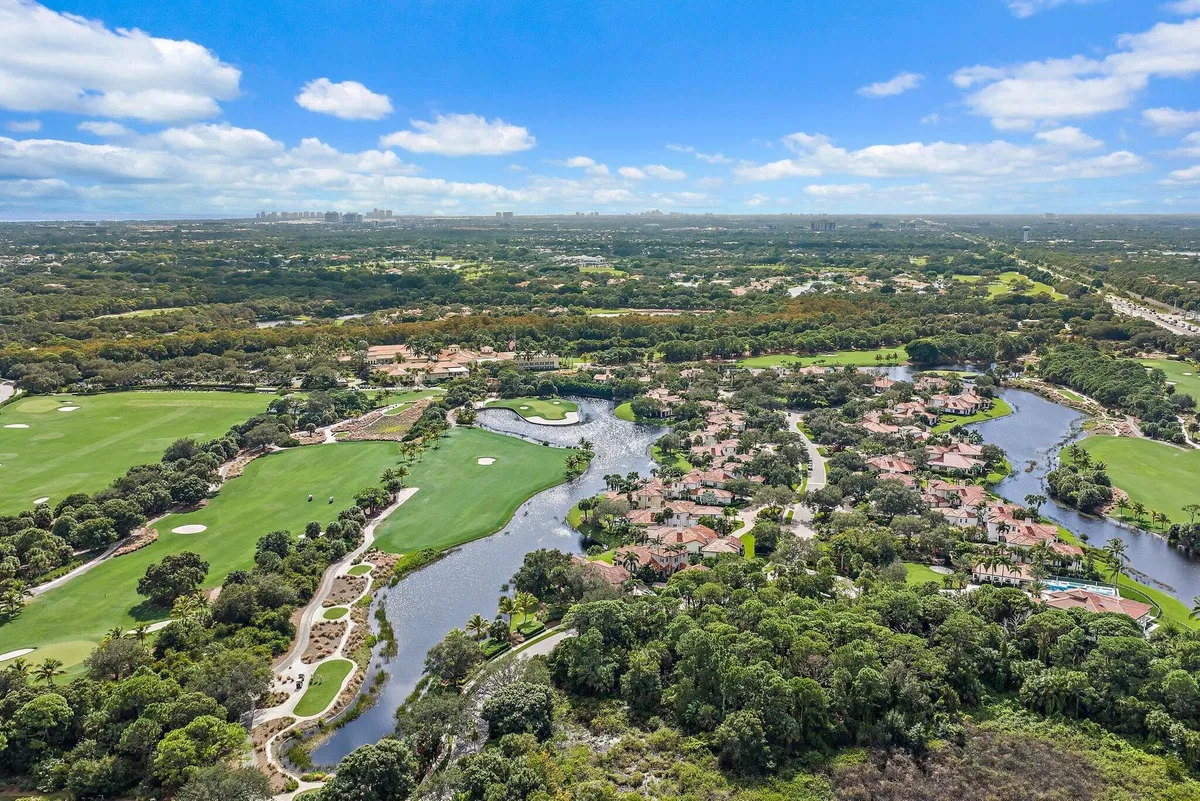 Trump National Jupiter Residence photo 40