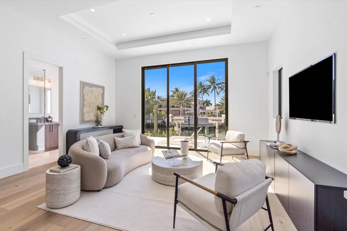 Palm Beach Isles Residence photo 16