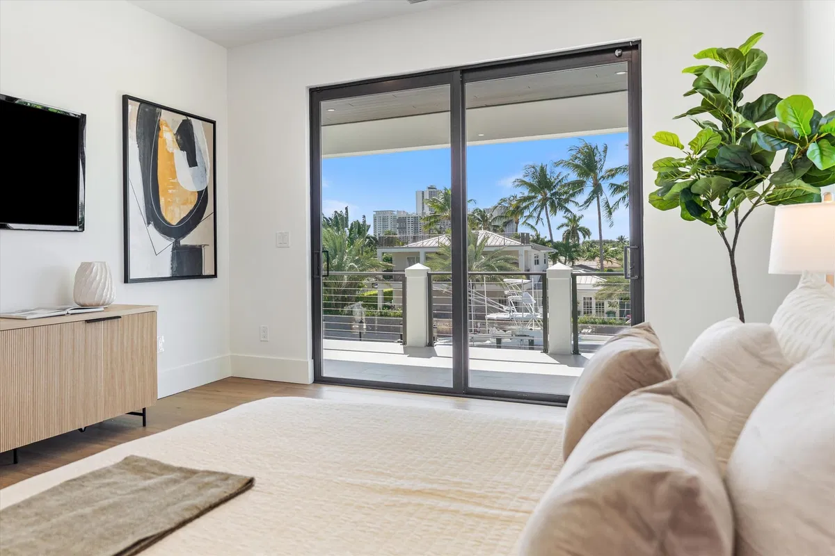 Palm Beach Isles Residence photo 34