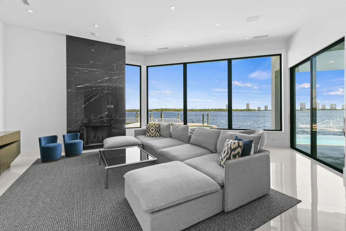 Residence photo 10