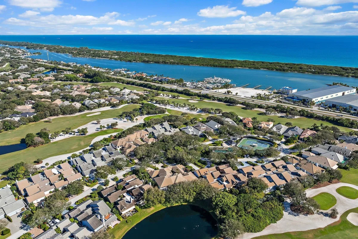 Jupiter Hills Residence photo 43