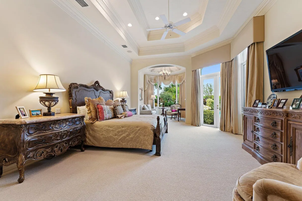 Jupiter Hills Residence photo 22