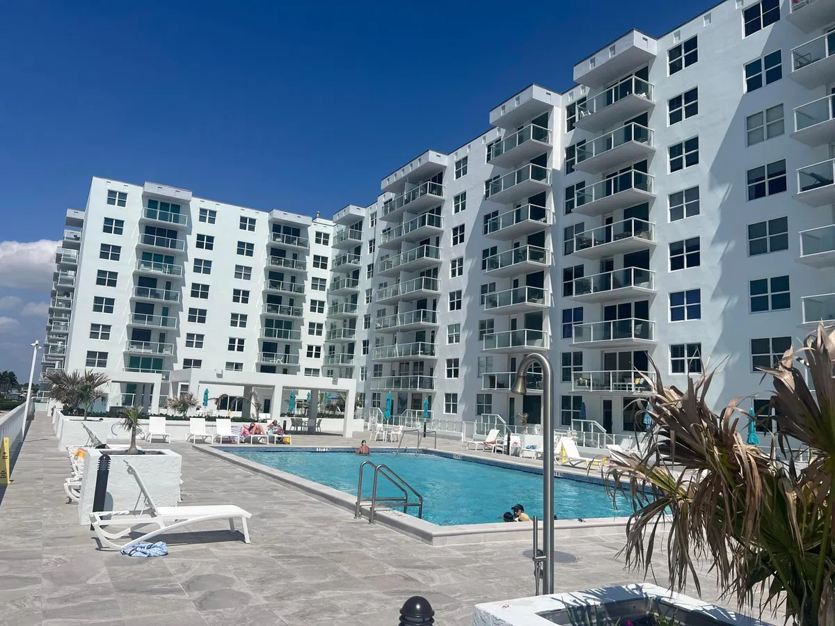 The Patrician of Palm Beach Unit 1040