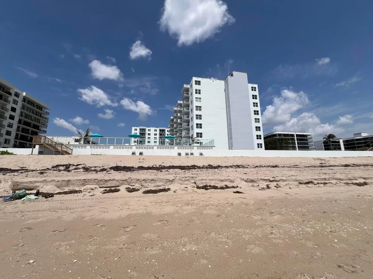 The Patrician of Palm Beach Unit 1040 photo 10