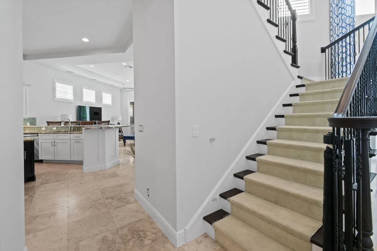  Residence photo 19